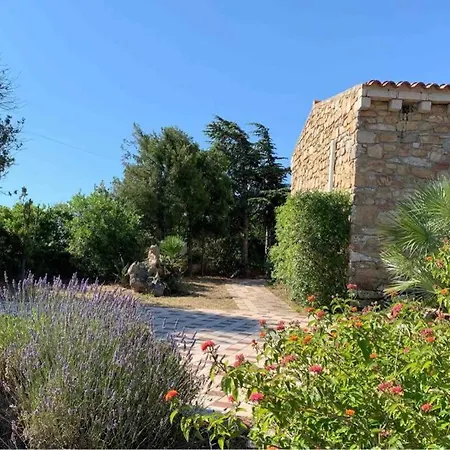 Casa vacanze Villa vista mare e piscina, San Pasquale S. Teresa
